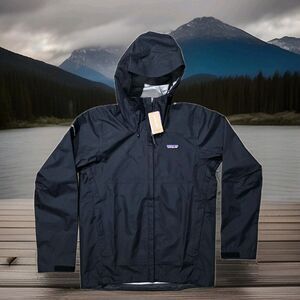 New Patagonia Torrentshell 3L Men's Rain Jacket Black Size XS Hooded Waterproof